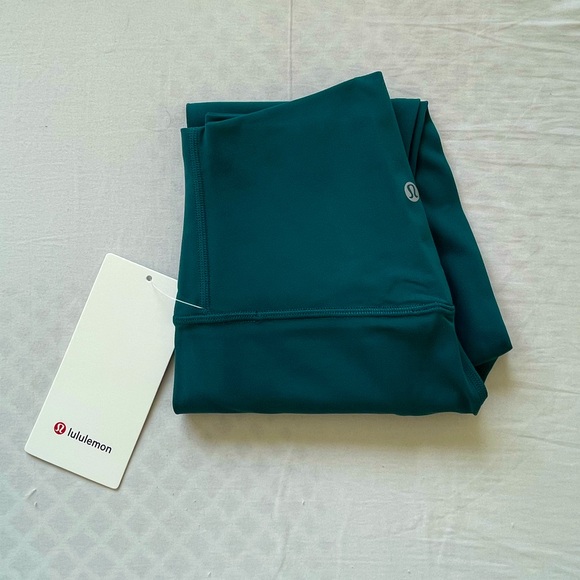 lululemon align leggings 🤍 - Picture 2 of 5